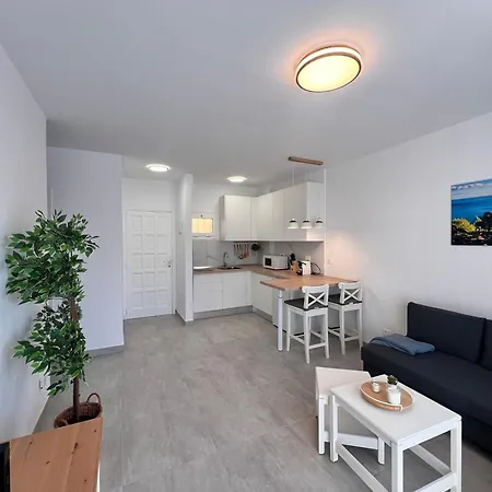 Lägenhet Seaview And Sunset Modern